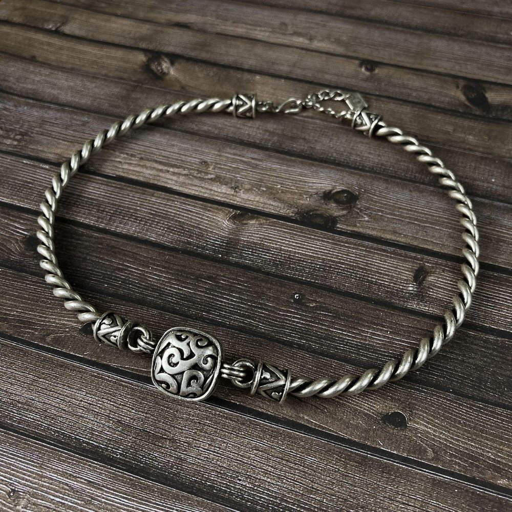 Nine West Silver Tone Celtic Rope Collar Necklace
